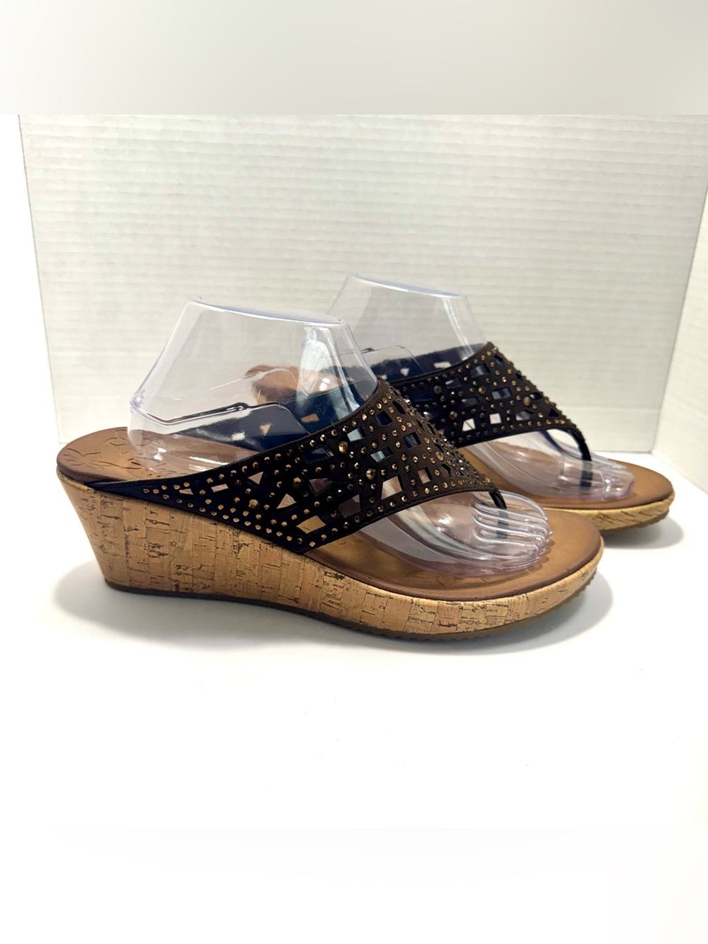 Skechers Women’s Beverly Wedge Sandal, Laser Cut Rhinetone, Cork Heel, Size 10